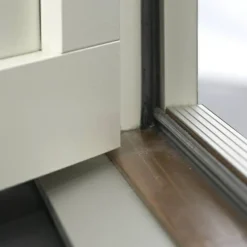 Enkeldörr 3-Glas Aluminium
