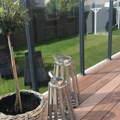 med Aluminiumskena Rökfärgat 90x100
