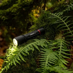 XP11R Uppladdningsbar 2100 lumen